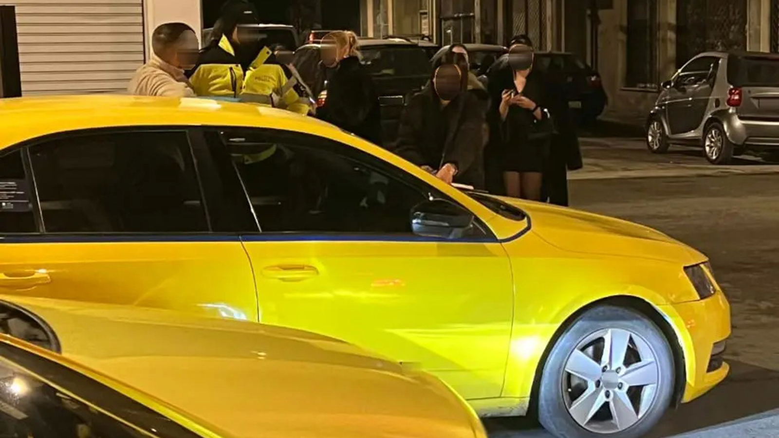 Χειροπέδες σε δύο οδηγούς ταξί - Σαρωτικοί έλεγχοι από την ΕΛ.ΑΣ. 